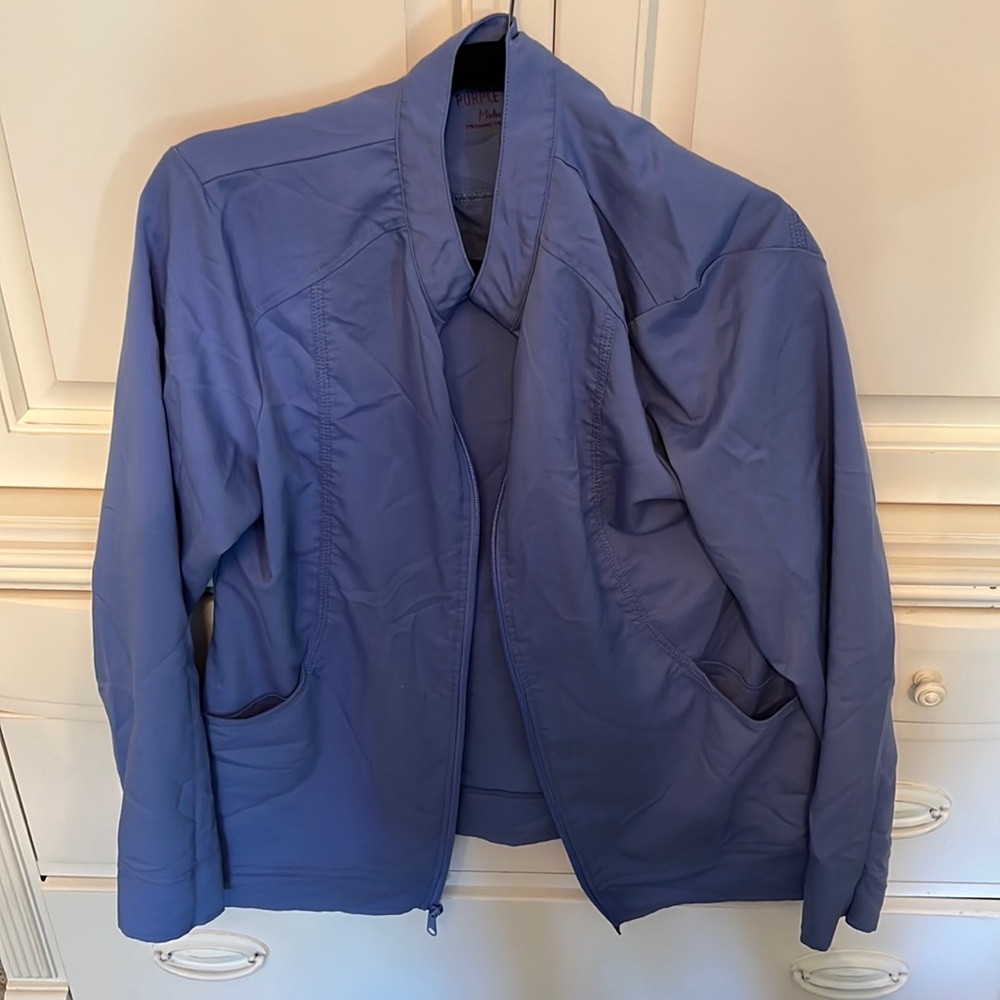Scrub jacket